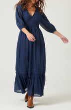Load image into Gallery viewer, Bila 77- Octavia  Dress Final Sale Item!