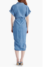 Load image into Gallery viewer, Steve Madden - Tori Dress Chambray