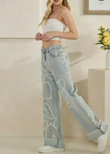 Load image into Gallery viewer, Oli &amp; Hali - Washed Heart Patchwork Denim Jeans
