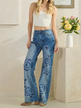 Load image into Gallery viewer, Oli &amp; Hali -Washed Rose Printed Medium Wash Jeans