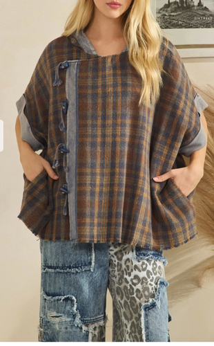 Oli & Hali - WASHED TOGGLE PONCHO JACKET