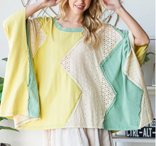 Load image into Gallery viewer, Oli &amp; Hali - WASHED MULTICOLOR ZIGZAG OVERSIZED TOP