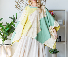 Load image into Gallery viewer, Oli &amp; Hali - WASHED MULTICOLOR ZIGZAG OVERSIZED TOP
