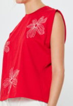 Load image into Gallery viewer, Current Air - Floral Motifs Embroidered Top