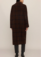 Load image into Gallery viewer, Z Supply Crosby Plaid Cocoon Coat